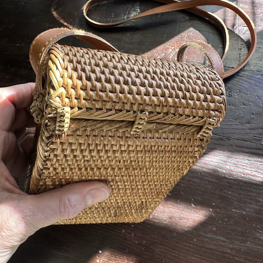 Rattan Crossbody Handbag S Brown Snap Flap Rectangle Lined Faux Leather Strap - Picture 15 of 16